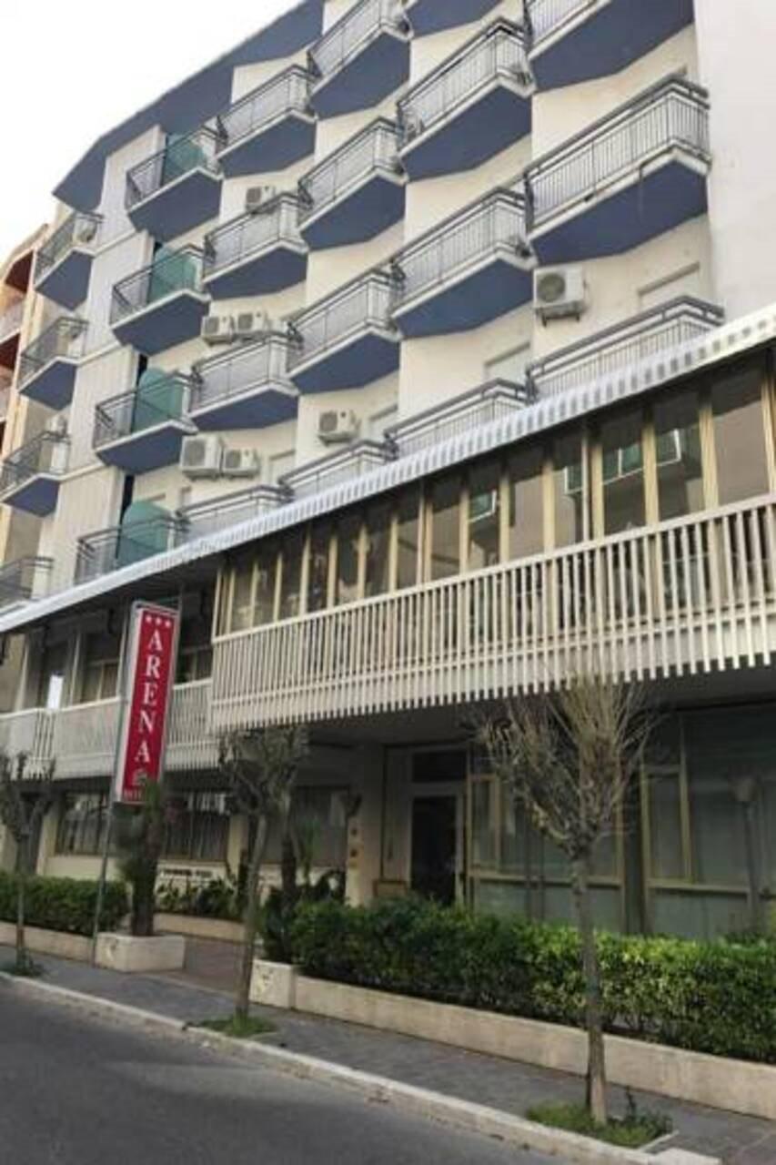 Hotel Arena Cattolica Exterior foto